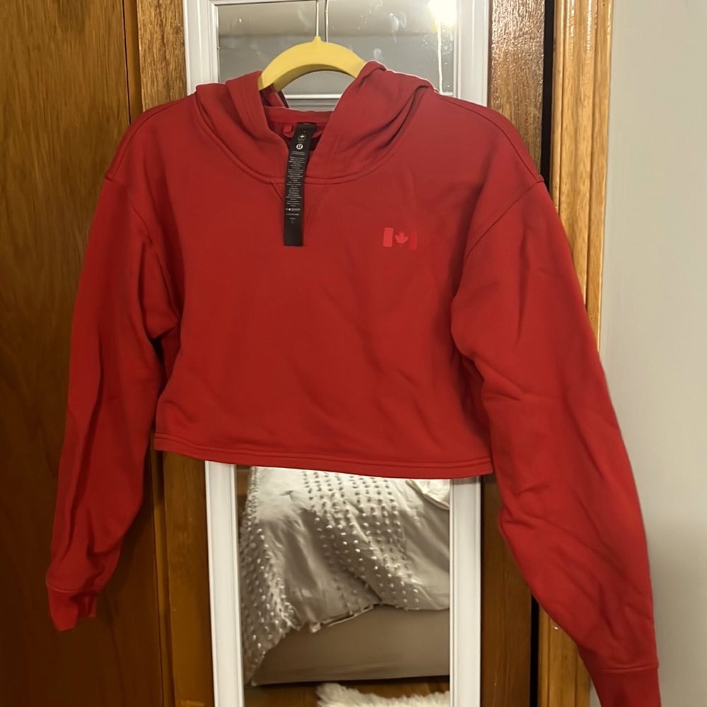 Lululemon red cropped hoodie